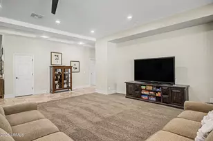 2950 E Comstock Dr, Gilbert, AZ 85296 - Photo 18