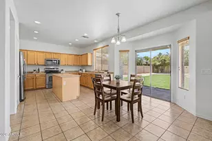 2923 N 140th Dr, Goodyear, AZ 85395 - Photo 10