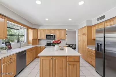 7241 S Terrace Road, Tempe, AZ 85283 - Photo 4