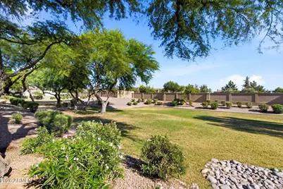 430 W Half Moon Way, Chandler, AZ 85225 - Photo 36