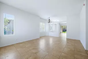 430 W Half Moon Way, Chandler, AZ 85225 - Photo 6