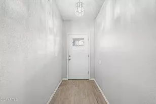 5421 N 73rd Dr, Glendale, AZ 85303 - Photo 6