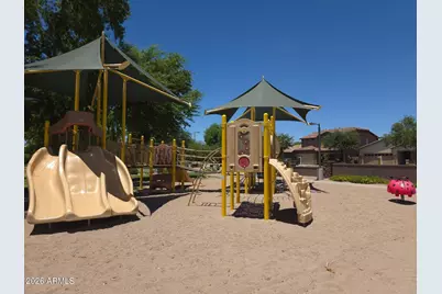 398 W Lyle Avenue, San Tan Valley, AZ 85140 - Photo 38