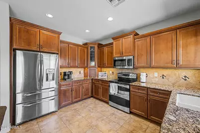 398 W Lyle Avenue, San Tan Valley, AZ 85140 - Photo 6