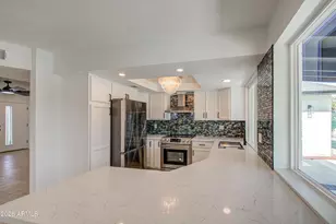 8719 W Avalon Dr, Phoenix, AZ 85037 - Photo 20