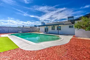 8719 W Avalon Dr, Phoenix, AZ 85037 - Photo 46