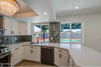 8719 W Avalon Drive, Phoenix, AZ 85037 - Photo 22