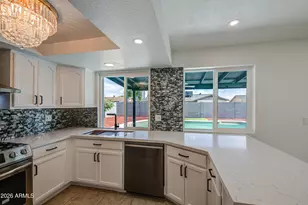 8719 W Avalon Dr, Phoenix, AZ 85037 - Photo 22