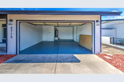 8719 W Avalon Drive, Phoenix, AZ 85037 - Photo 6