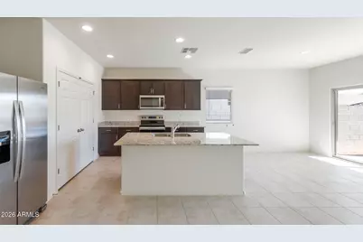 42925 W Palo Nuez Street, Maricopa, AZ 85138 - Photo 2