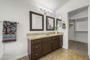 7453 E Knowles Ave, Mesa, AZ 85209 - Photo 14
