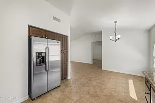 7453 E Knowles Ave, Mesa, AZ 85209 - Photo 10