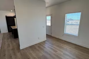 36445 W Clarendon Ave, Tonopah, AZ 85354 - Photo 6