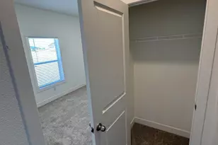 36445 W Clarendon Ave, Tonopah, AZ 85354 - Photo 14