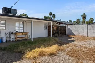 449 N Drew St E, Mesa, AZ 85201 - Photo 14