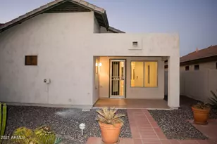 4709 E Abraham Ln, Phoenix, AZ 85050 - Photo 18