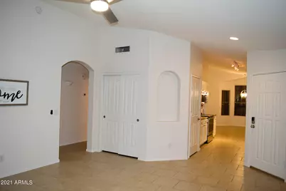 4709 E Abraham Lane, Phoenix, AZ 85050 - Photo 8