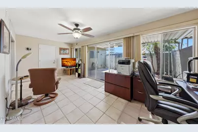 10040 W Lancaster Drive, Sun City, AZ 85351 - Photo 24