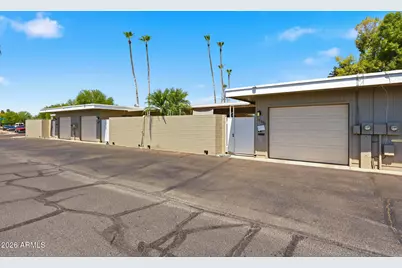 10040 W Lancaster Drive, Sun City, AZ 85351 - Photo 28