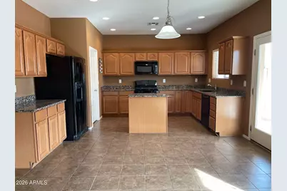 925 E Canyon Rock Road, San Tan Valley, AZ 85143 - Photo 2
