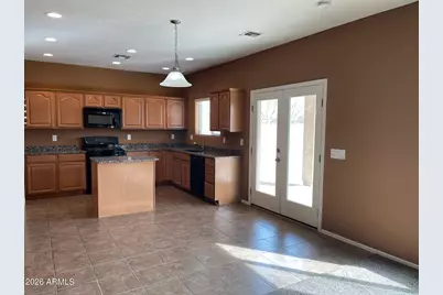 925 E Canyon Rock Road, San Tan Valley, AZ 85143 - Photo 4