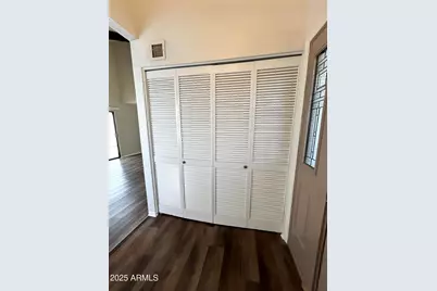 329 E Ambassador Drive, Tempe, AZ 85288 - Photo 6