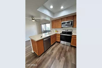 329 E Ambassador Drive, Tempe, AZ 85288 - Photo 10