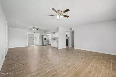 6536 W Turney Avenue, Phoenix, AZ 85033 - Photo 6