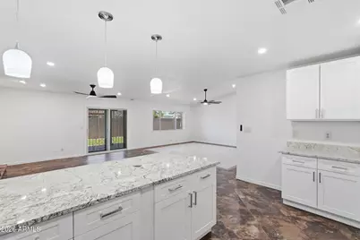 7433 W Canterbury Drive, Peoria, AZ 85345 - Photo 12