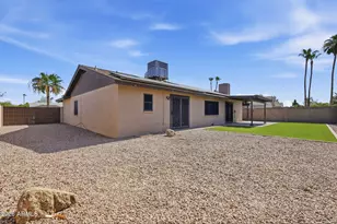 7433 W Canterbury Dr, Peoria, AZ 85345 - Photo 36