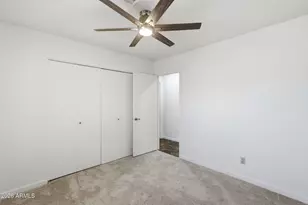 7433 W Canterbury Dr, Peoria, AZ 85345 - Photo 18
