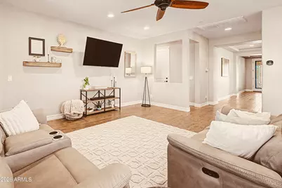 11995 W Shifting Sands Drive, Peoria, AZ 85383 - Photo 8