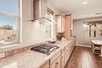 11995 W Shifting Sands Drive, Peoria, AZ 85383 - Photo 12