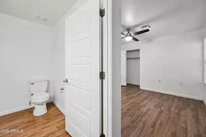 3065 N 67th Avenue #Apt 241, Phoenix, AZ 85033 - Photo 14