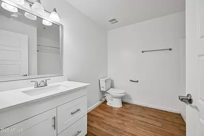 3065 N 67th Avenue #Apt 241, Phoenix, AZ 85033 - Photo 20