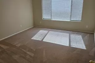 13217 W Mauna Loa Ln, Surprise, AZ 85379 - Photo 4