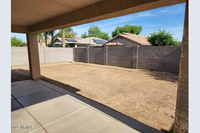 13217 W Mauna Loa Lane, Surprise, AZ 85379 - Photo 10