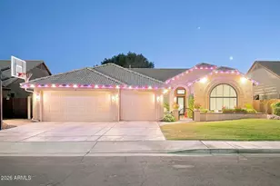 640 N Alder Dr, Chandler, AZ 85226 - Photo 40