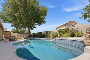 640 N Alder Dr, Chandler, AZ 85226 - Photo 32