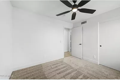 1015 W Juanita Avenue, Gilbert, AZ 85233 - Photo 18