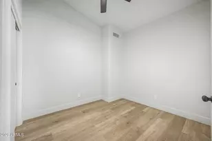 1015 W Juanita Ave, Gilbert, AZ 85233 - Photo 20