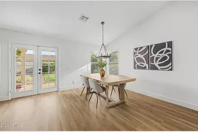 1015 W Juanita Avenue, Gilbert, AZ 85233 - Photo 6