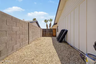 8720 E Whitton Avenue, Scottsdale, AZ 85251 - Photo 20