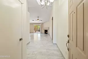 20223 N 30th St, Phoenix, AZ 85050 - Photo 2