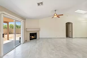 20223 N 30th St, Phoenix, AZ 85050 - Photo 6