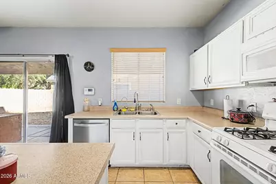 12007 W Belmont Drive, Avondale, AZ 85323 - Photo 6