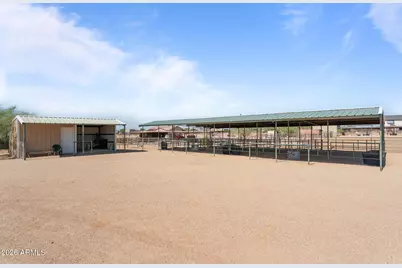 21223 W Restin Road, Wittmann, AZ 85361 - Photo 28