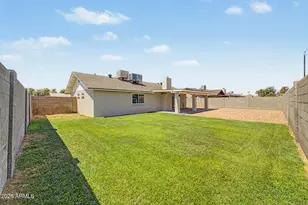 6938 W Cameron Dr, Peoria, AZ 85345 - Photo 38