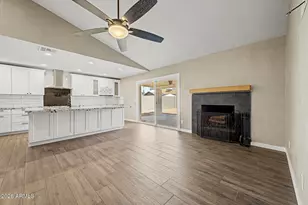 6938 W Cameron Dr, Peoria, AZ 85345 - Photo 10
