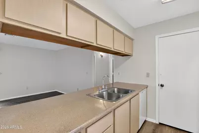 16033 N 25th Street #207, Phoenix, AZ 85032 - Photo 6